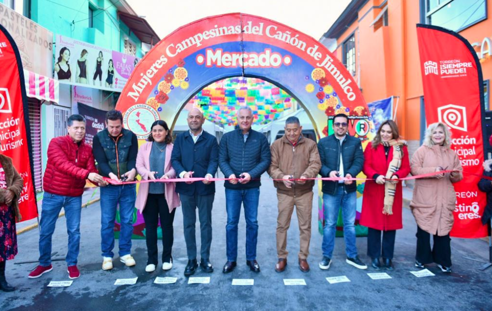 Román Alberto Cepeda González reactiva el Mercado de las Mujeres Campesinas del Cañón de Jimulco