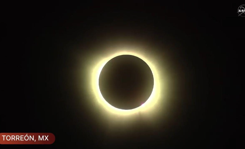 Resaltan aparición de imágenes del eclipse en Torreón por NASA TV